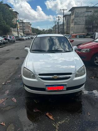 CHEVROLET CLASSIC 1.0 MPFI LS 8V FLEX 4P MANUAL CHEVROLET CLASSIC 1.0 MPFI LS 8V FLEX 4P MANUAL